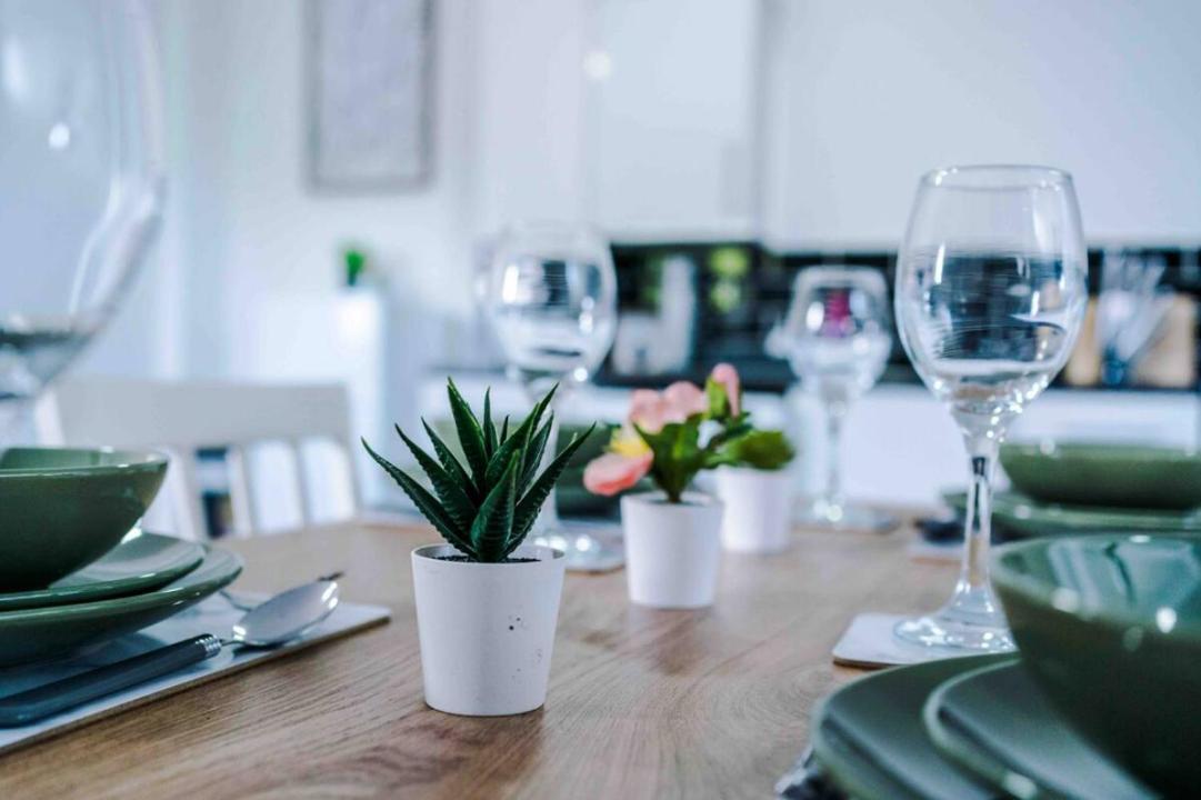 Spacious One-Bedroom Apartment In Saint Helens St Helens  Exteriér fotografie