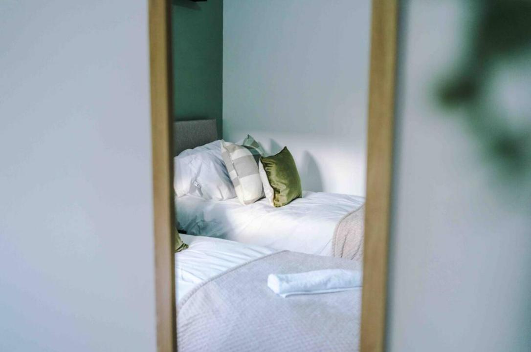 Spacious One-Bedroom Apartment In Saint Helens St Helens  Exteriér fotografie